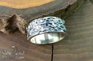 Silver ring with blackening and sapphire, фото